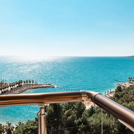 Helia & Penthouses At Santa Bay 4* Σαράντα