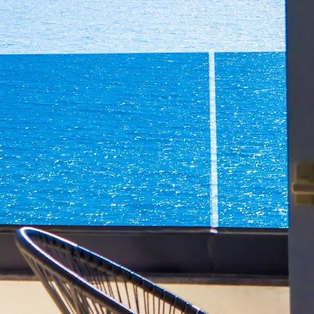 Helia & Penthouses At Santa Bay 4*