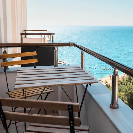 Hotel Helia & Penthouses At Santa Bay