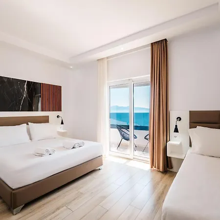 Helia & Penthouses At Santa Bay Ξενοδοχείο