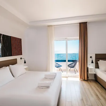 Helia & Penthouses At Santa Bay Ξενοδοχείο Σαράντα